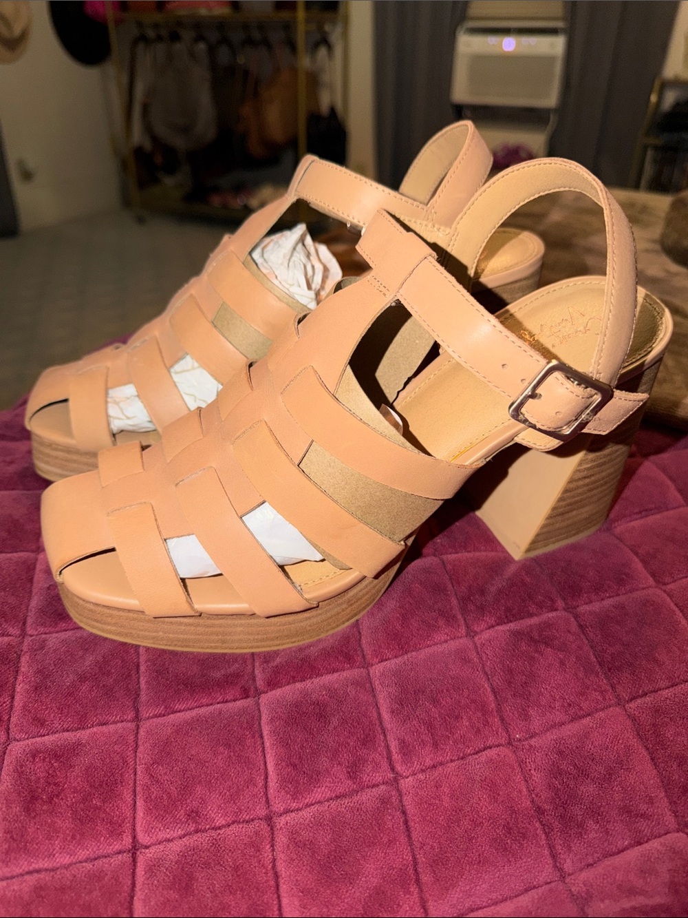 NWOT Crown Vintage Tan Woven Block Heel Sandals